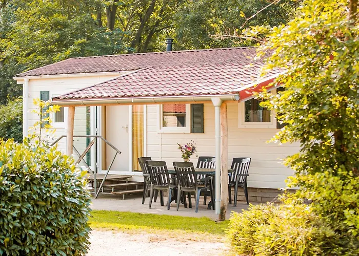 In Leukermeer By The Waterside Chalet *